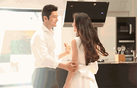 情侣照都不会拍,怎么秀恩爱!