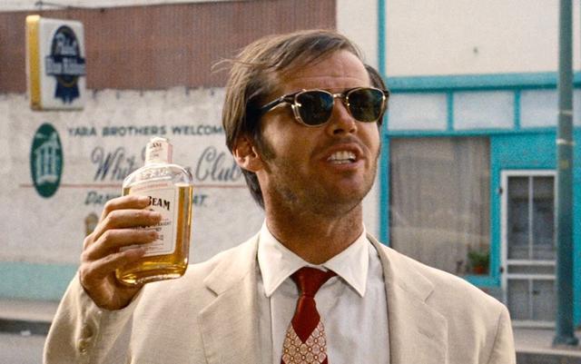 杰克·尼科尔森在电影中饰演一个帮助霍珀,彼得方达逃出监狱的律师